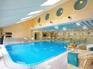 Le Grand Courmaison Hotel